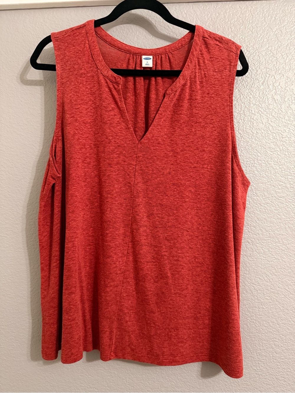 Old Navy Red/Rust Heather V-Notch Sleeveless Top